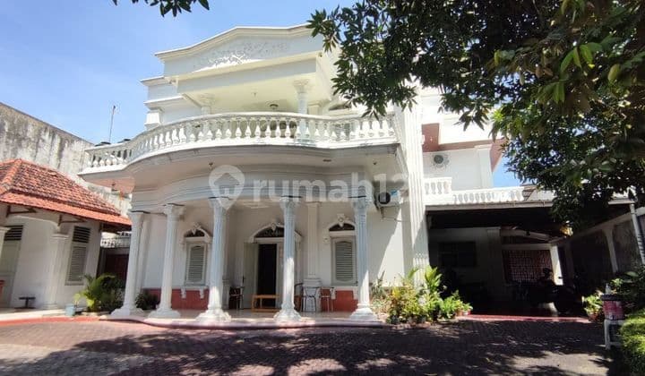 Dijual Rumah Klasik Kolonial Semifurnished Lokasi Strategis Di Jebres Solo