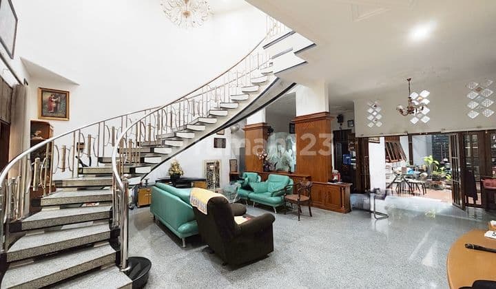 Dijual Rumah Siap Huni di Jebres Solo bisa untuk ruang usaha