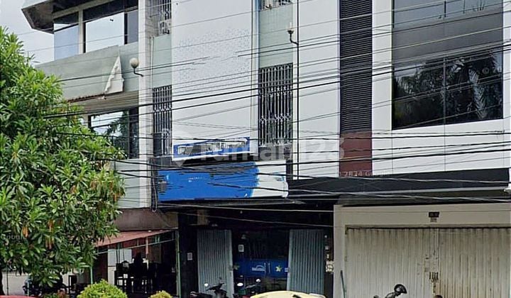 Disewakan Ruko 3.5 lantai siap pakai Solobaru