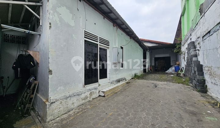 Gudang Siap Pakai 15 Menit Pasar Gede Solo