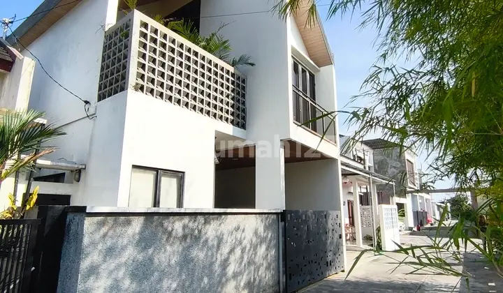 Scandinavian 2-Story House 7 Minutes to Luwes Gentan Near Solo