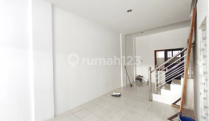 Dijual Rumah 2,5 Tingkat Siap Huni Di Komplek The Prime Bhayangkara Kec Medan Tembung