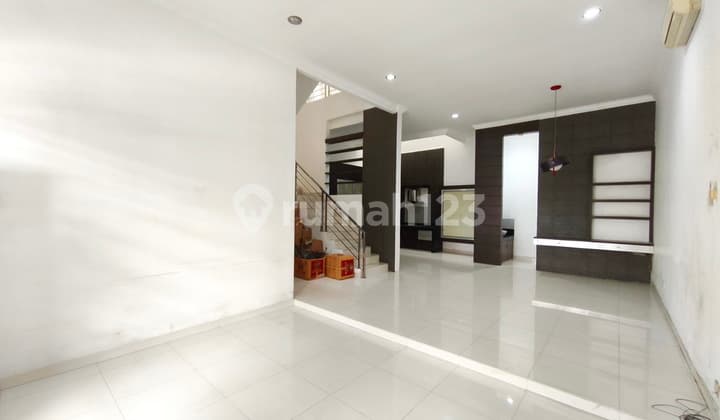 For Sale: 3-Story Semi-Furnished Villa in Cemara Asri Complex, Camelia Street