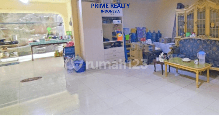 Large and Comfortable House in Koja Area, Jakarta, Suitable for Large Families or Investment