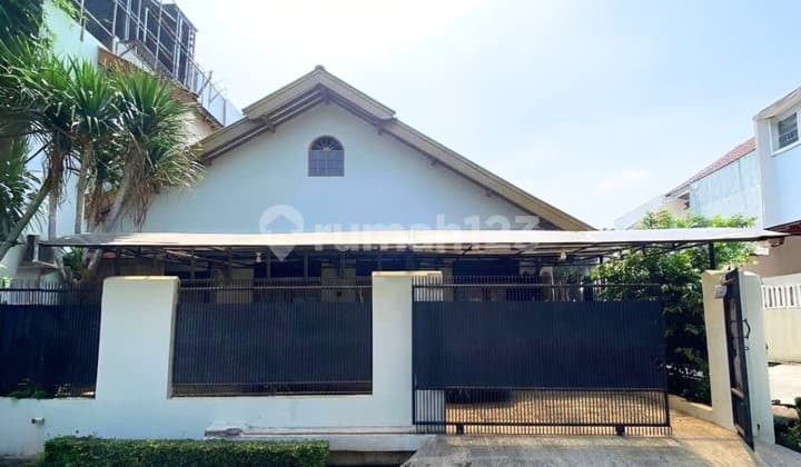 Dijual Rumah di Bintaro Jaya Sektor 4 - Tangerang Selatan