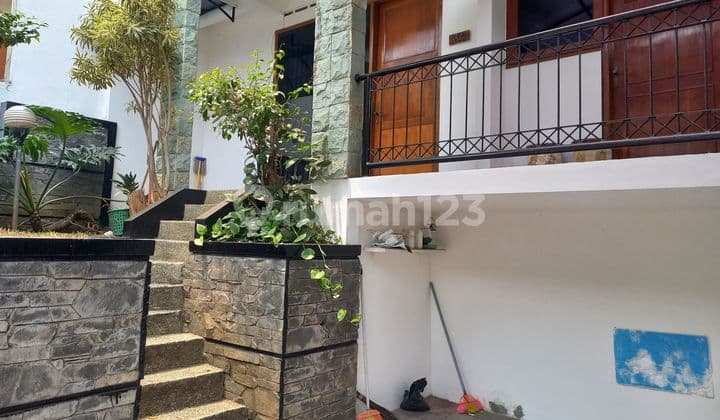 Rumah Setraduta Full Furnished One Gate System