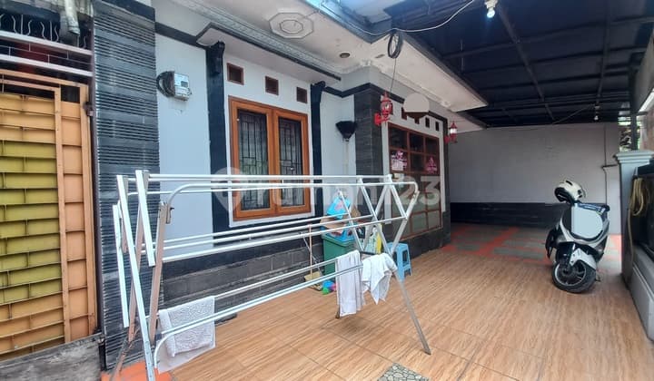 Rumah Daerah Cibaduyut Lokasi Dekat ke Jalan Utama