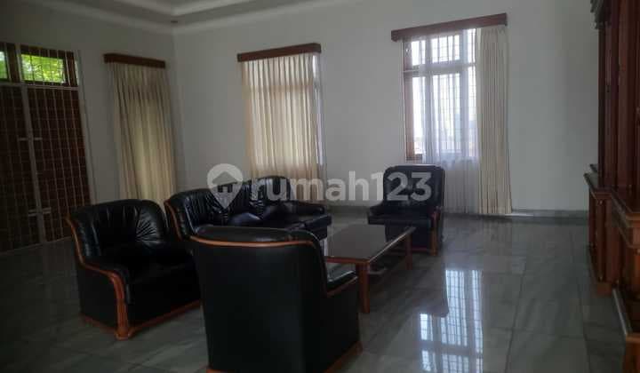 Rumah Sangat Luas Setra Sari Gegerkalong Lingkungan Nyaman