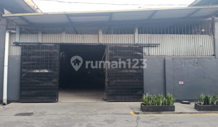 Disewakan Gudang Soekarno Hatta Mainroad Pusat Kota Strategis