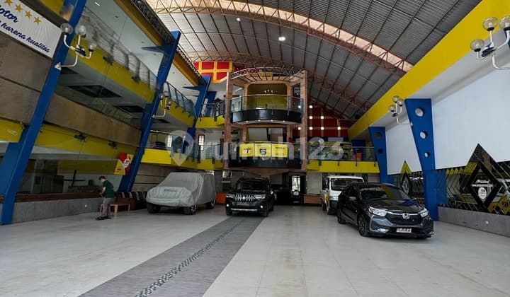 Ruang Usaha Showroom Kantor Tengah Kota Bandung Sayap Bkr