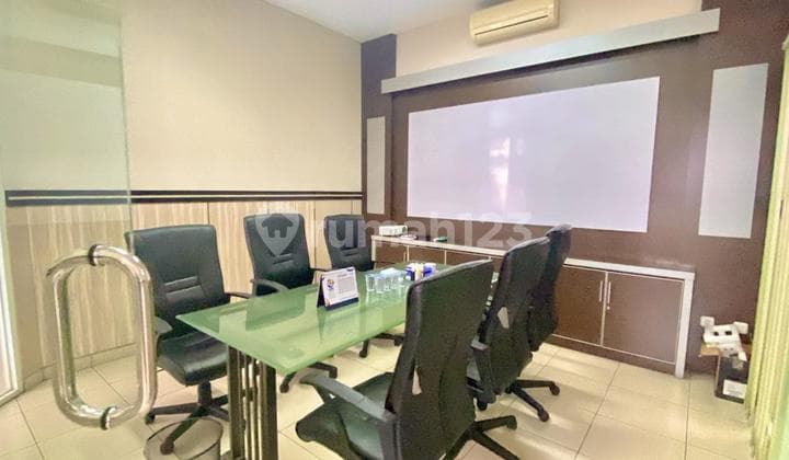 Ruang Usaha Sayap Braga Siap Pakai Full Furnished
