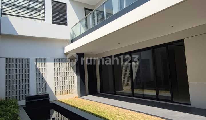 Rumah Baru Summarecon Exclusive Cluster Xandari Siap Pakai