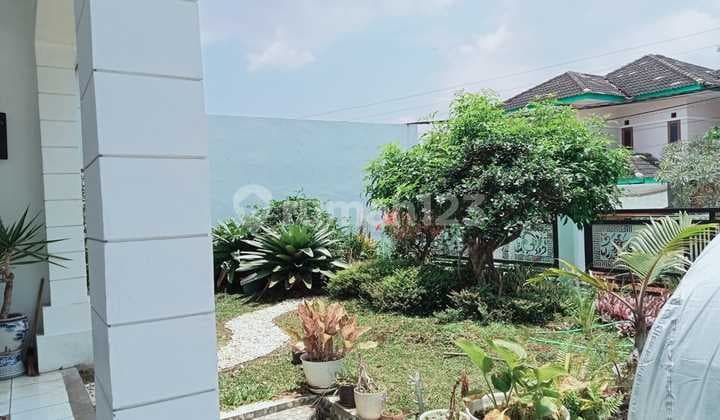 Rumah Cantik Setiabudi Regency