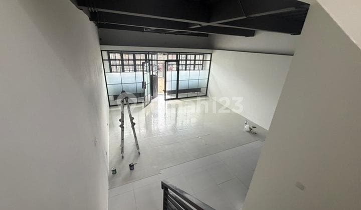 Ruko Strategis Sayap Bkr