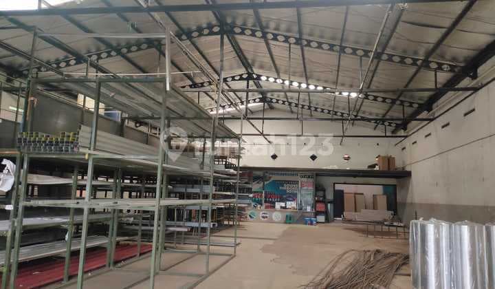 Gudang Dan Tempat Usaha Sljalan Soreang Main Road Strategis