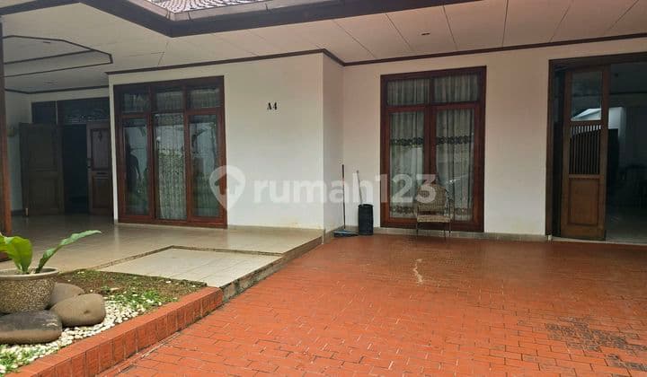 Dijual.rumah di Kemang Dalam