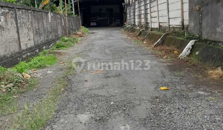 Gudang Sewa Luas 2200 Strategis Akses Kontainer