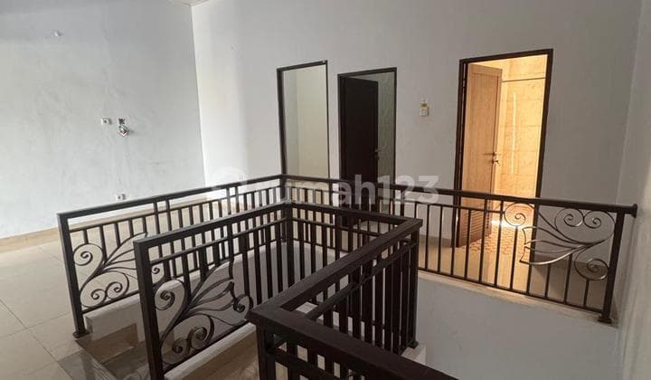 For Rent 2-Story House with AC in Citra Raya Tangerang
