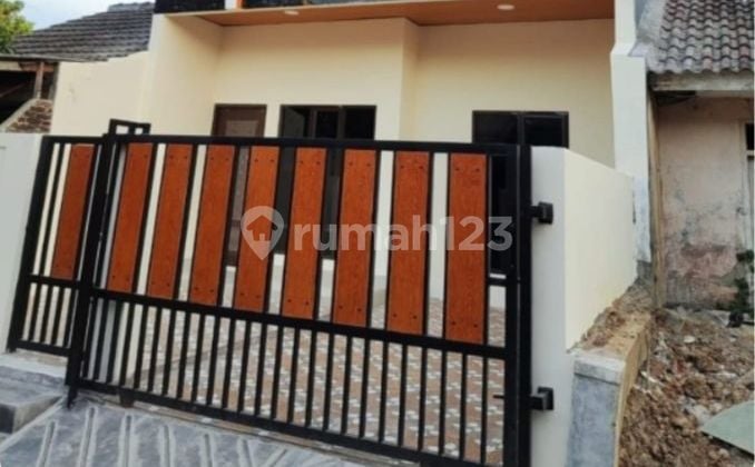 Rumah Cantik Mewah Murah Kamar Banyak Dijual Murah Di Citra Raya Tangerang