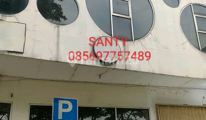 For Sale 3-Story Shophouse on Boulevard in Citra Raya Tangerang