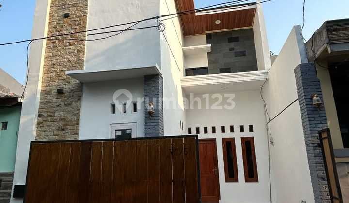 Dijual Rumah Mewah Kamar 3 Harga Murah di Citra Raya Tangerang