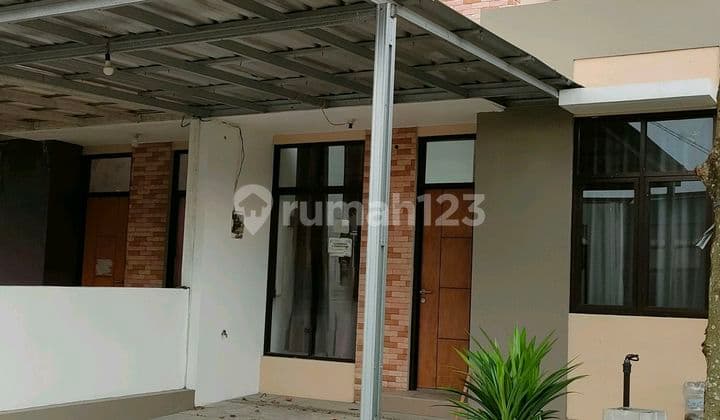 Rumah Cantik Termurah Bonus Kanopi dan Bonus Sudah Renovasi di Perumahan Citra Raya Tangerang