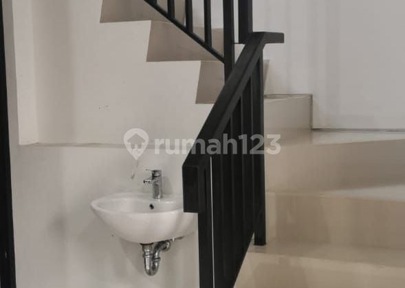 Harga Murah Rumah Mungil di Citra Garden Puri 2 Lantai Bagus Siap Huni