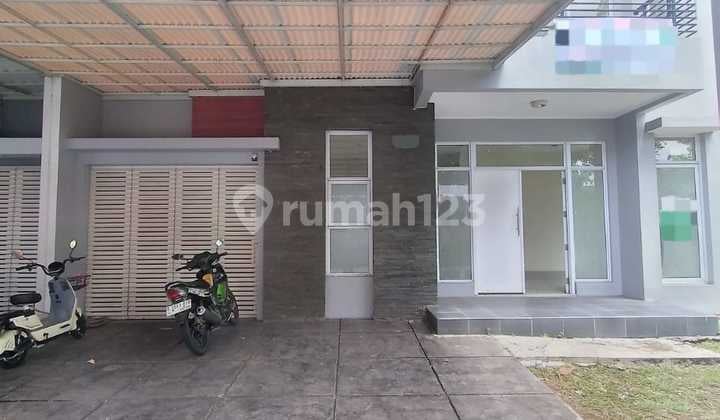 Dijual Murah Rumah Hoek Yg Besar dan Luas di Green Lake Cluster Elite