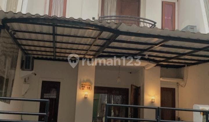 Dijual Rumah Puri Media Furnish Tinggal.masuk Dekat Ke Puri Mall