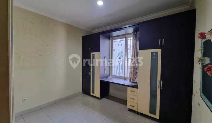 Rumah Di Bukit Gardenia Mediterania Pik Semi Furnish