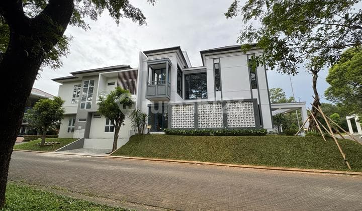 Brandnew Bangunan Mandiri Rumah Sangat Mewah Di Bsd City