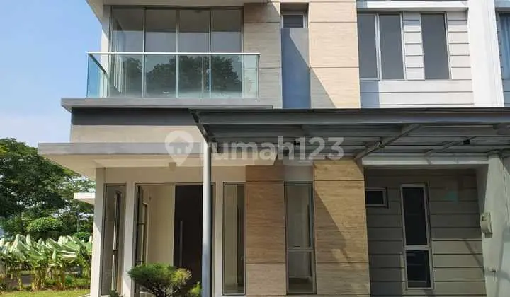 Rumah Hoek Di Golf Island Termurah Kondisi.bagus