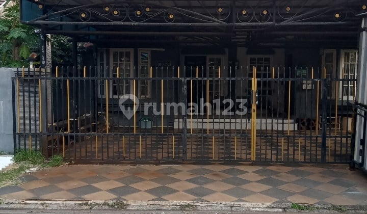 Di Jual Rumah Cantik Dekat dengan Pintu Tol Grand Wisata.