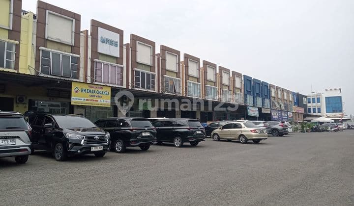 Disewakan 3 Ruko Gandeng Siap Huni di Grand Wisata Bekasi .