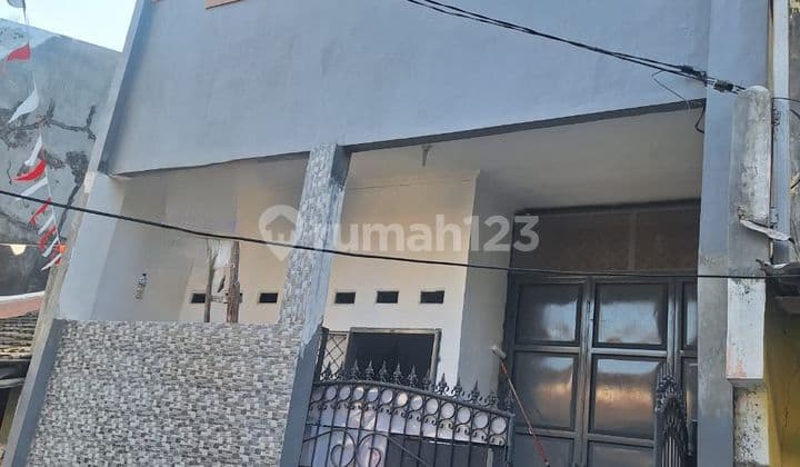 Di Jual Rumah 2 Lantai Dekat Pintu Tol Bekasi Timur.