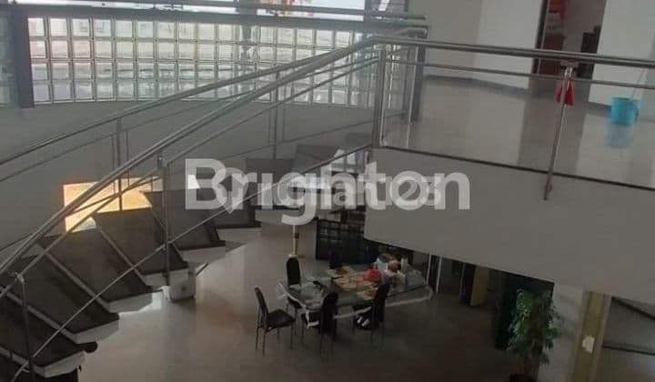 RUMAH LOKASI STRATEGIS DI DHARMAHUSADA INDAH SURABAYA