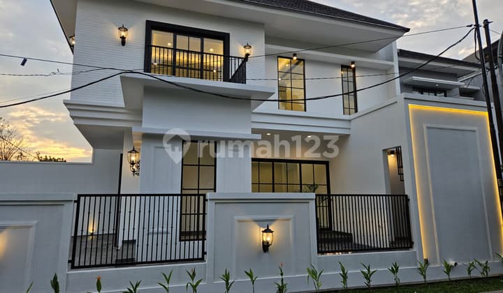 Rumah 2 LT Modern Mewah dan Siap@L Huni di Rungkut Asri Utara Surabay Dekat Toll