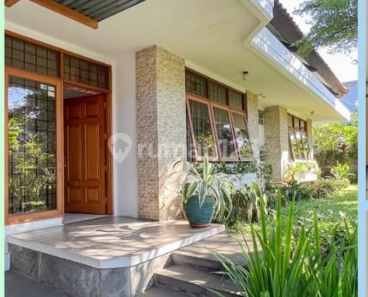 Dijual Cepat Rumah Nyaman Sayap Pasteur Tengah Kota