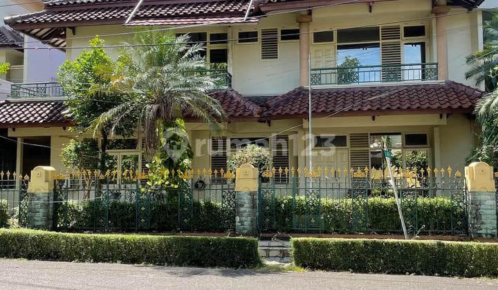 Rumah Mewah Dalam Komplek Bintaro Jakarta Selatan Di Bawah Njop