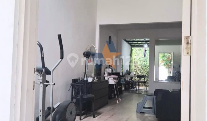 Rumah Luas di Cluster Boulevard Graha Raya Bintaro Tangsel