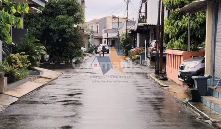 Rumah 2 Lantai Jual Cepat di Graha Raya Bintaro