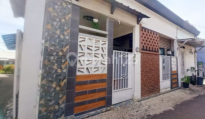 Affordable Minimalist House Near Rawa Buntu Station