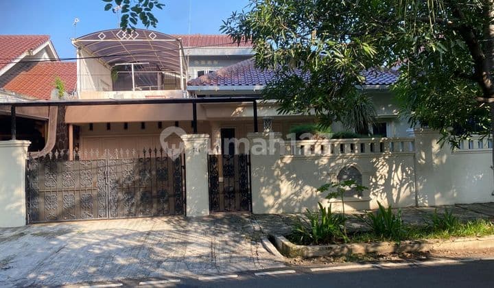 Strategic Luxury Home in Cempaka Putih