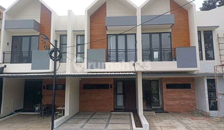 Rumah Islami Di Dalam Cluster 2 Lantai Di Bsd
