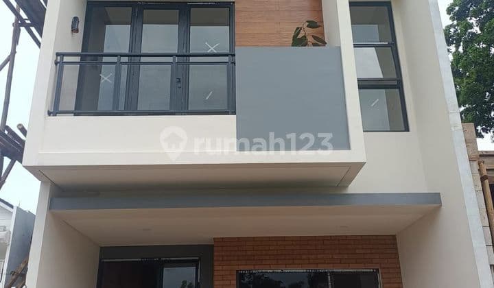 Rumah Cluster Free Kanopi Lokasi Strategis Di Bsd Tangerang