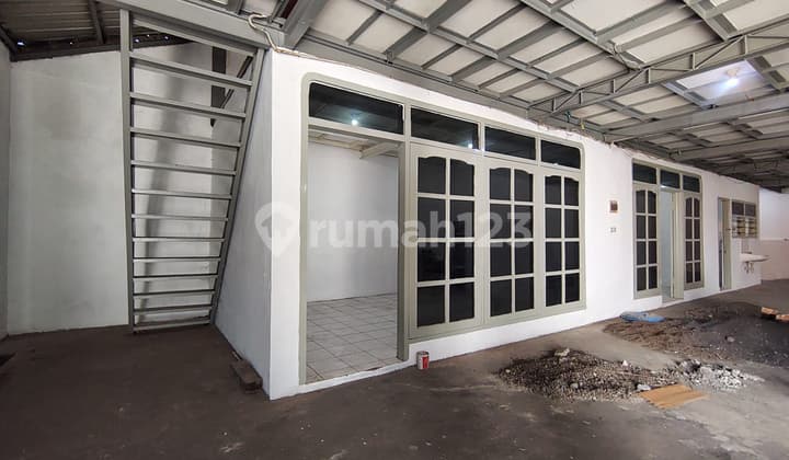 Ready-to-Occupy Warehouse in Kedinding Kenjeran, Surabaya