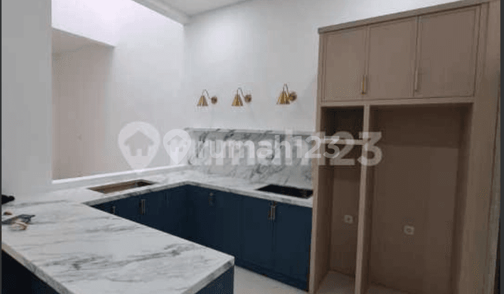 Rumah Brand New Metland Puri Sisa 1 Unit, Include Kitchen Set
