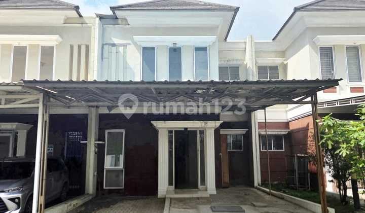 Casa Jardin Cheap Wide 7 House, Neat Condition West Jakarta