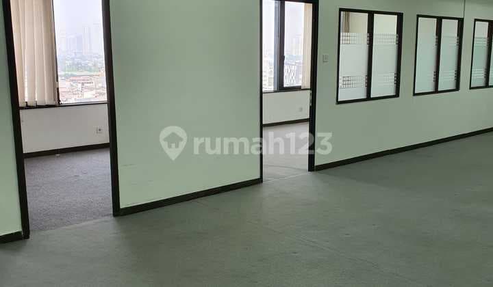 For Rent Kantor Sdh Partisi 175 M2 di Gedung Tifa Gatot Subroto, Nego
