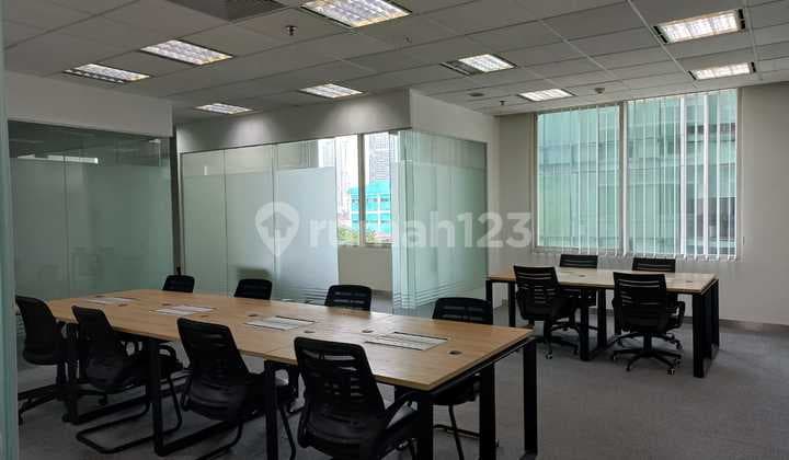 Sewa Kantor Full Furnish 113 M2 di Menara Dea, Siap Pakai, Nego